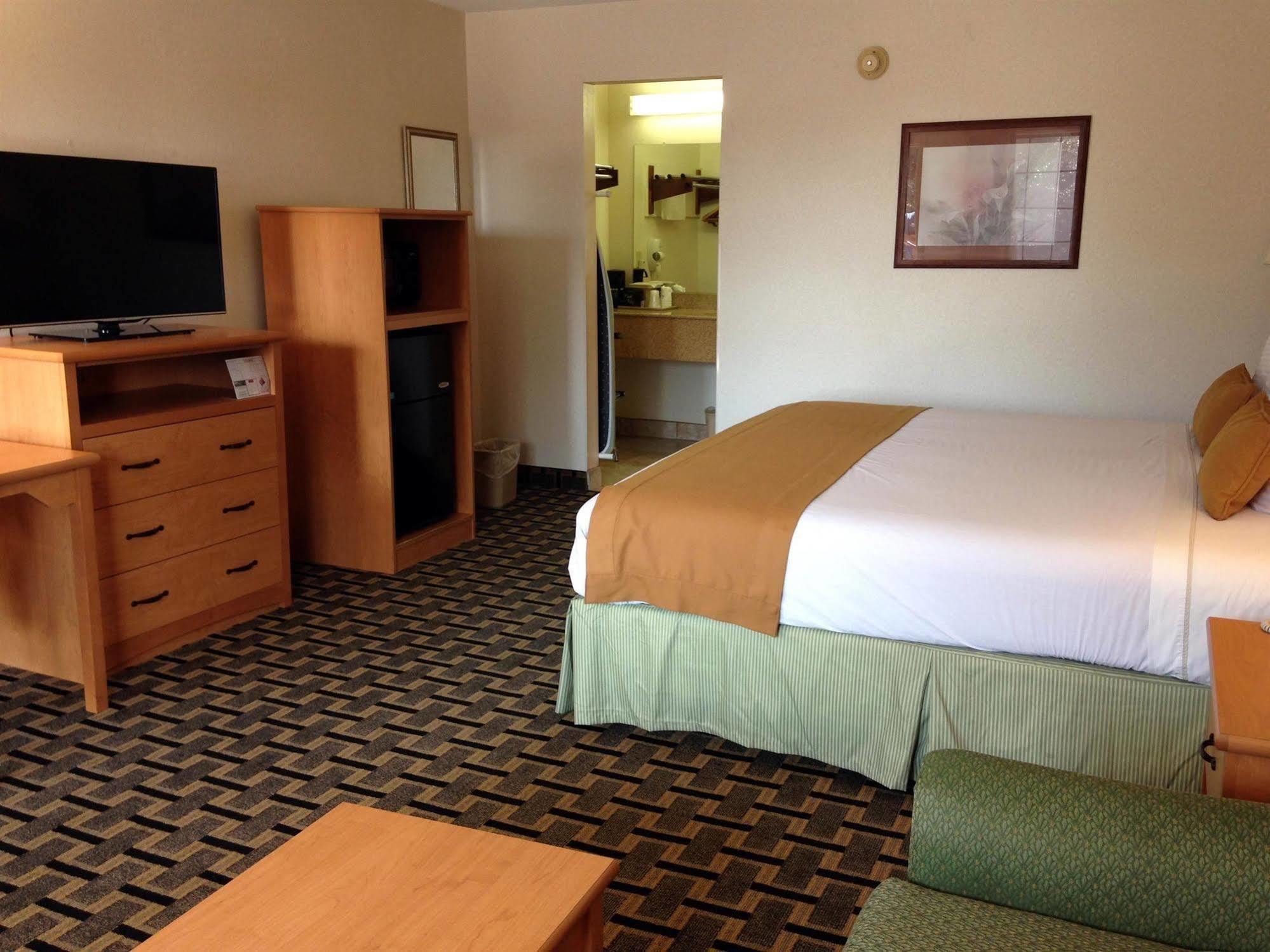 Americas Best Value Inn And Suites Desoto Ngoại thất bức ảnh